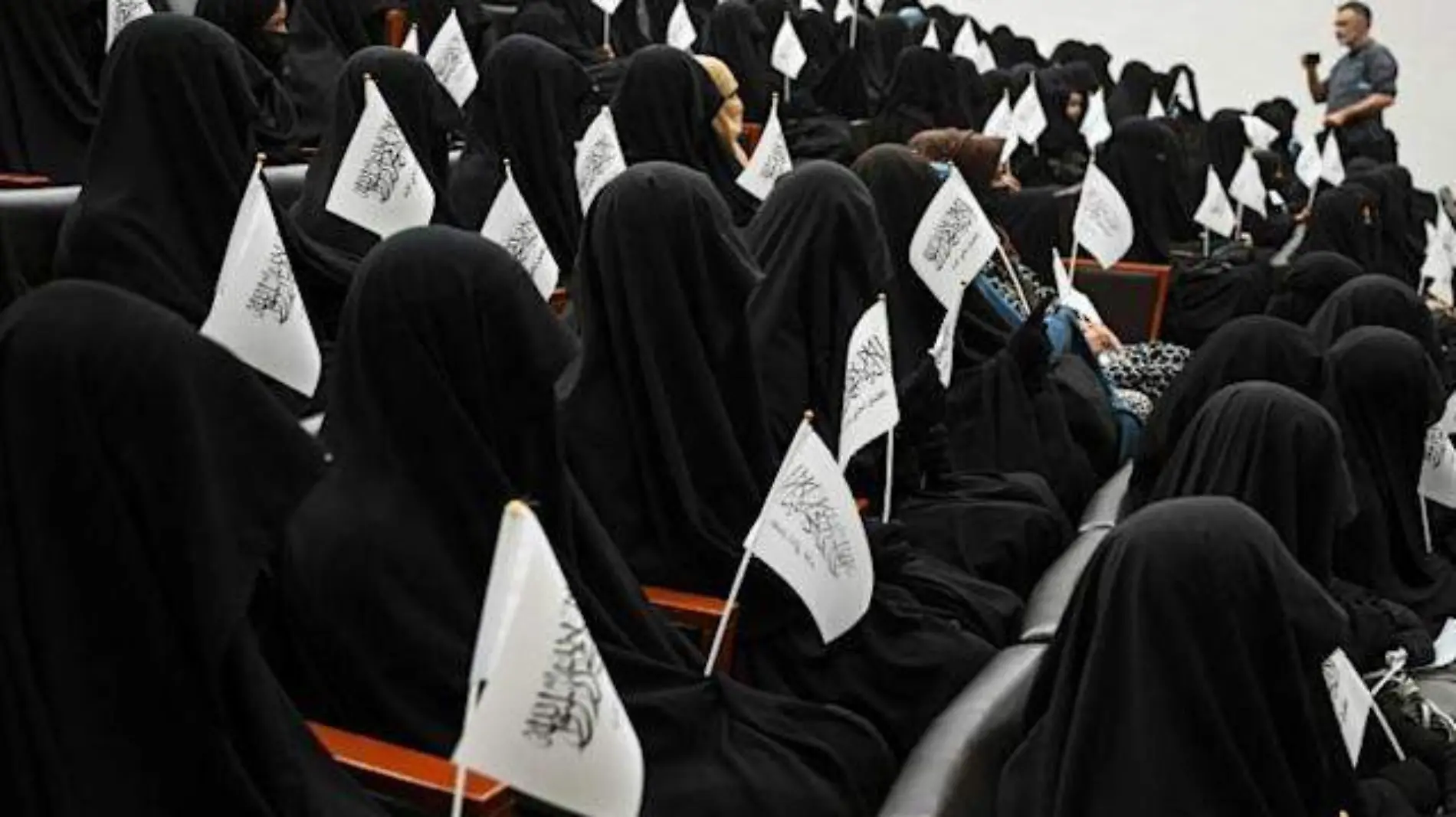 Mujeres Afganistán-AFP